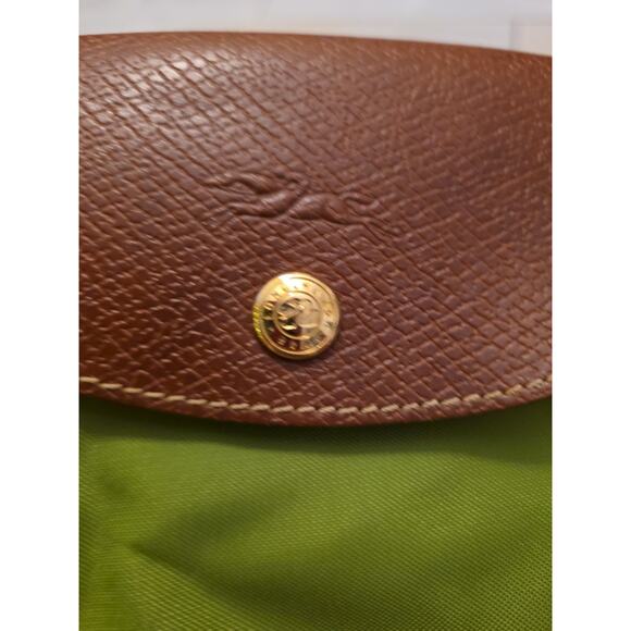 Longchamp Le Pliage Green Shoulder Bag - Picture 6 of 16